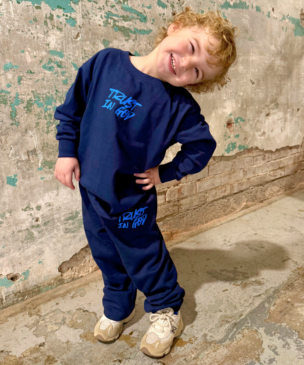 Gildan Sweatpants : Trust God (Youth)